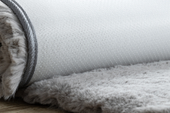 Rutschfeste Teppiche - schöne und sichere Accessoires für jedes Interieur